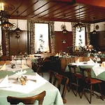 Schwarzwaldgasthaus Linde بيت ريفي 3*