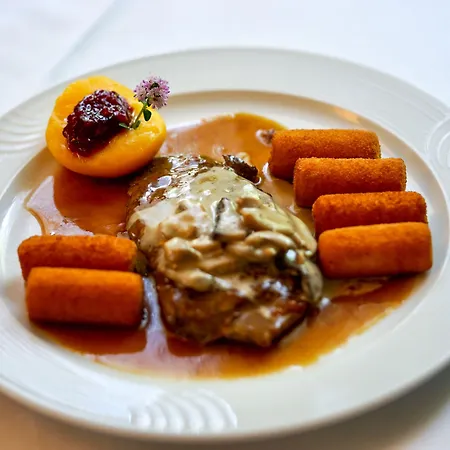 אורחן Schwarzwaldgasthaus Linde שרמברג