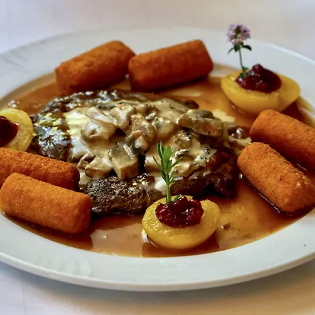 Schwarzwaldgasthaus Linde שרמברג