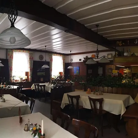 Schwarzwaldgasthaus Linde 3*