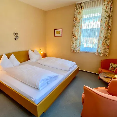 Inn Schwarzwaldgasthaus Linde Schramberg