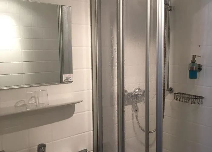 여관 Schwarzwaldgasthaus Linde